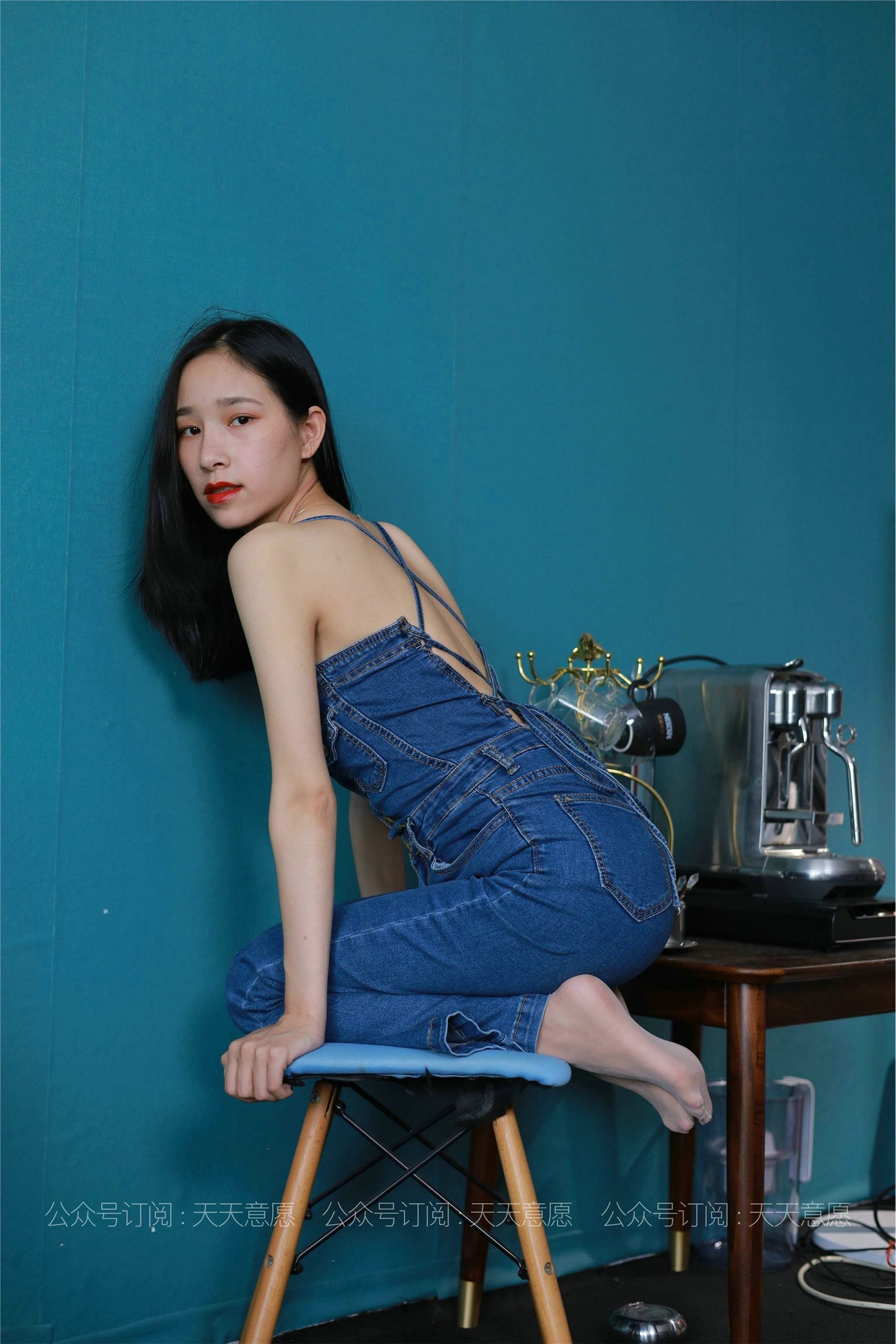 IESS异思趣向  2021.08.04 丝享家879：美子《美背库里丝》